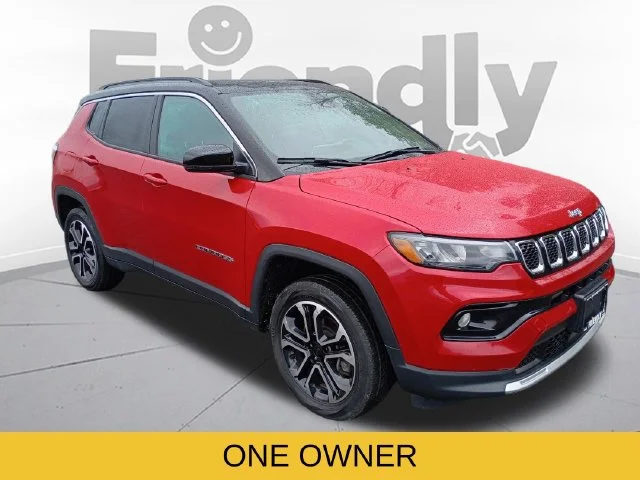 Used 2023 Red Jeep Limited image 3