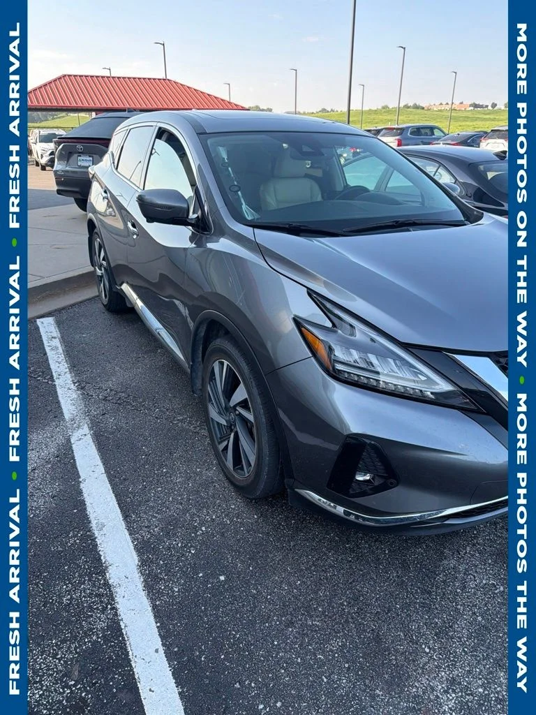 Used 2022 Gray Nissan SL image 2