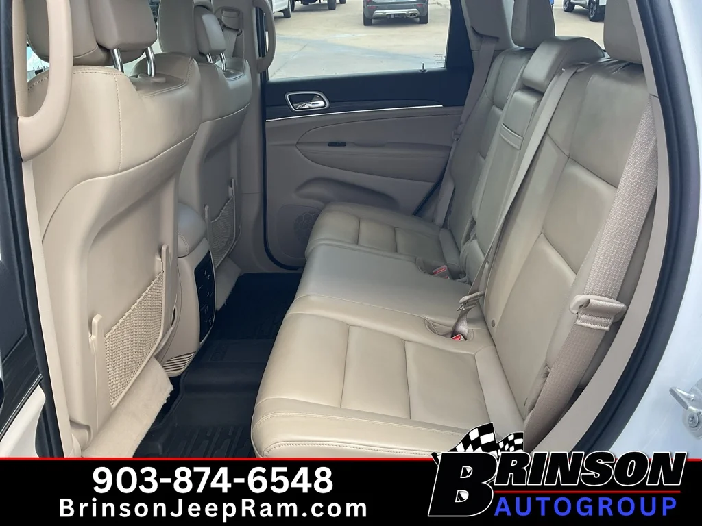 Used 2022 Bright White Clearcoat Jeep Limited image 17