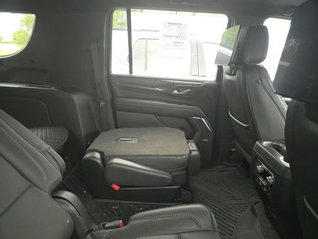 Used 2023 Black GMC Denali image 5