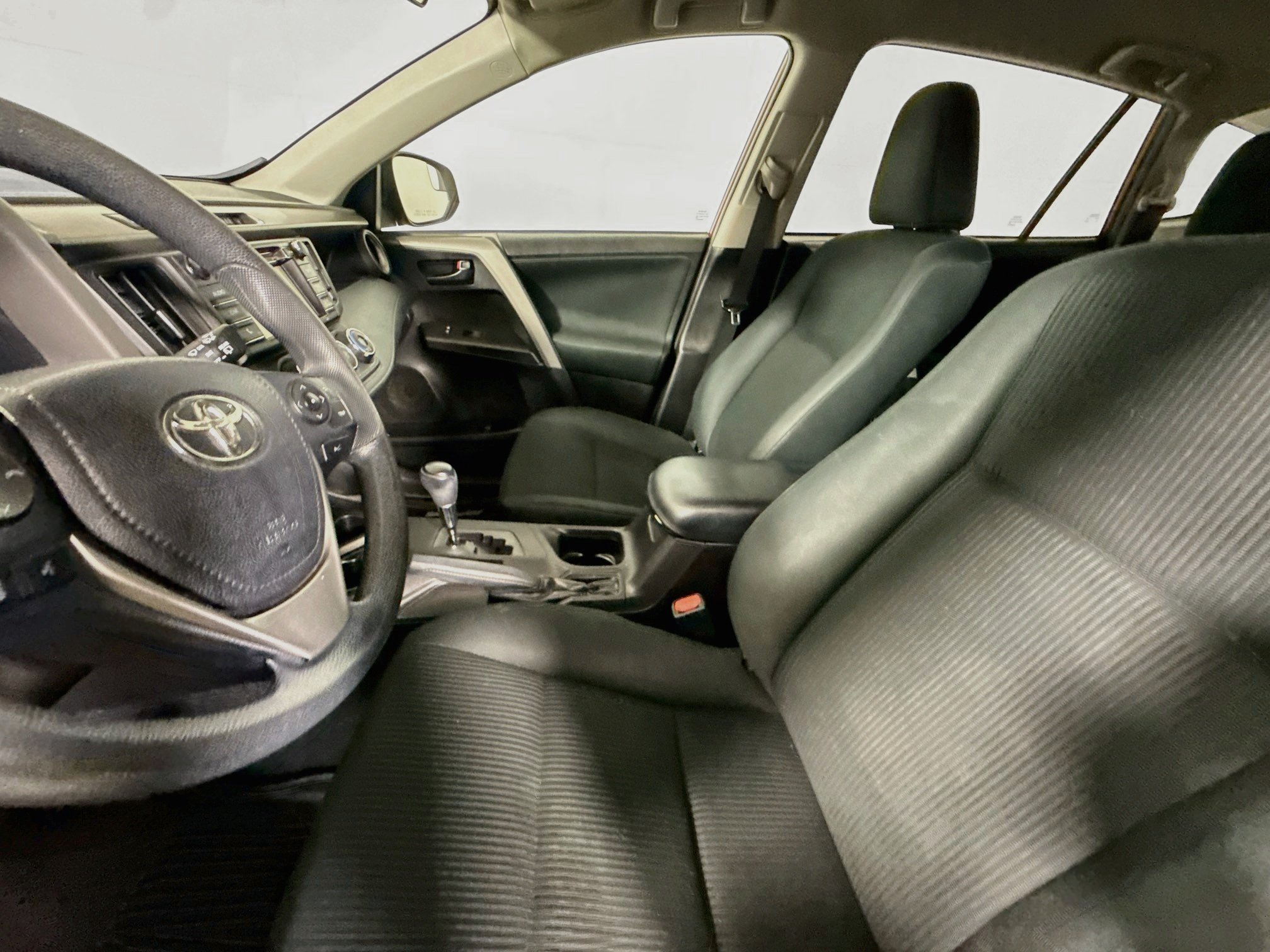 Used 2018 Ruby Flare Pearl Toyota LE image 19