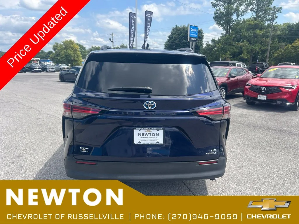Used 2022 Gray Toyota LE image 41