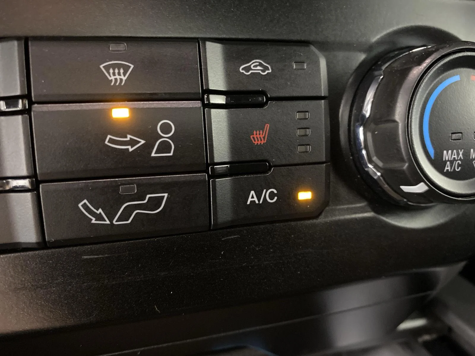 Used 2016 Ingot Silver Metallic Ford XLT image 20