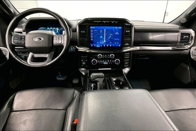 Used 2023 Agate Black Metallic Ford Lariat image 19