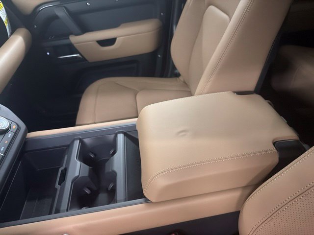 New 2026 Santorini Black Land Rover S image 33