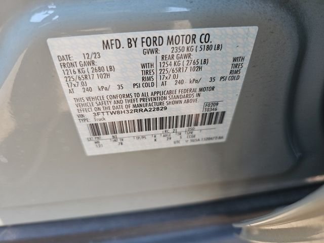 Used 2024 Green Ford XLT image 19