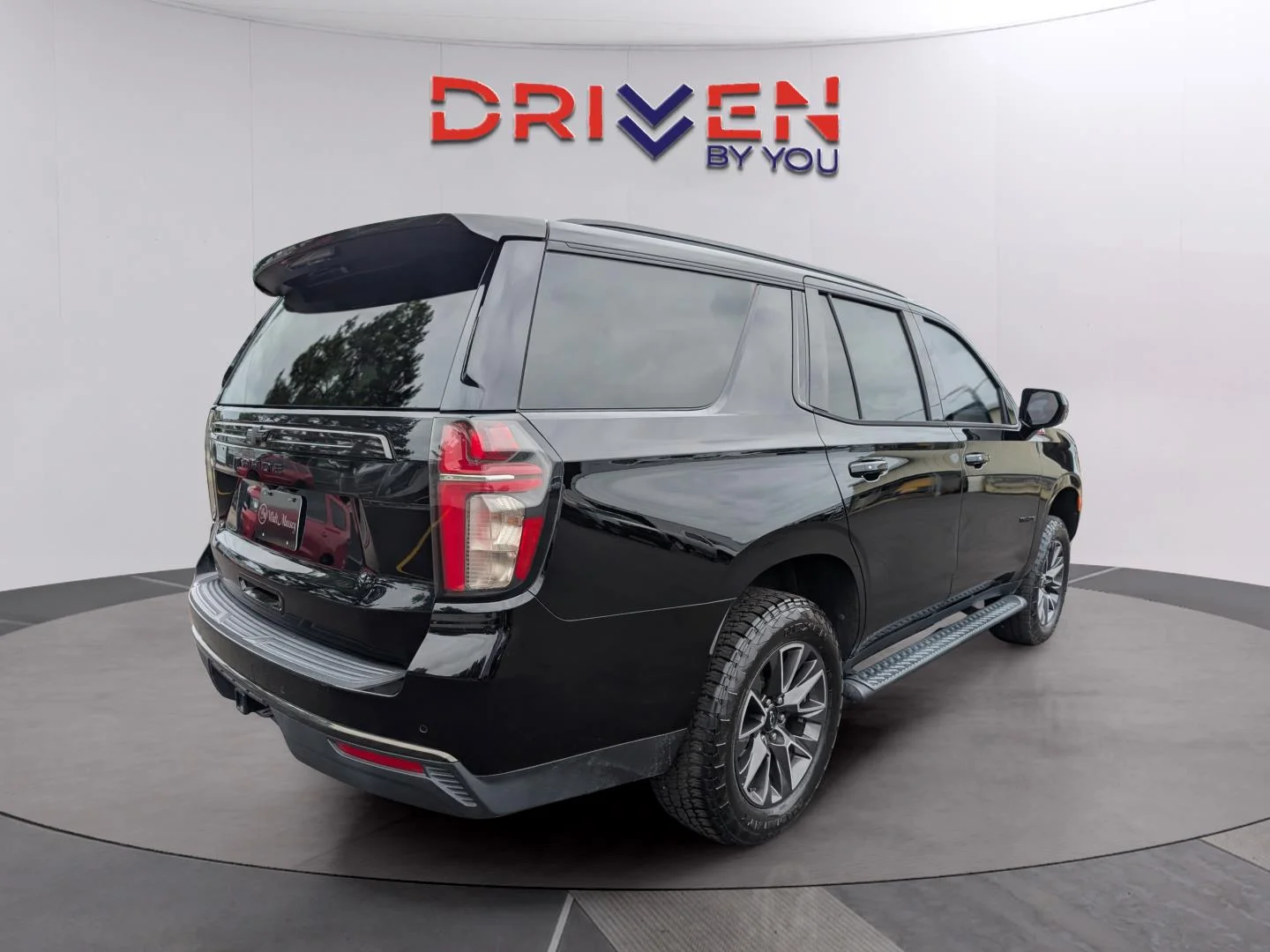 Used 2021 BLACK Chevrolet Z71 image 5