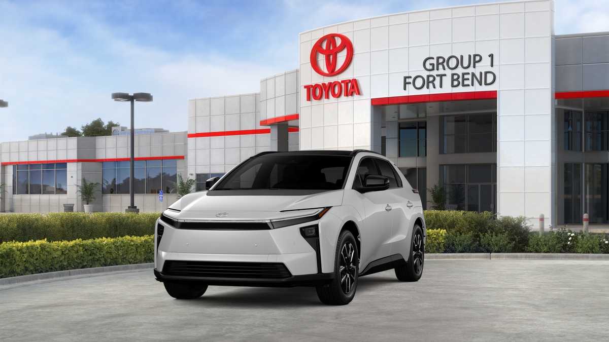 New 2026 Wind Chill Pearl Toyota XLE image 18