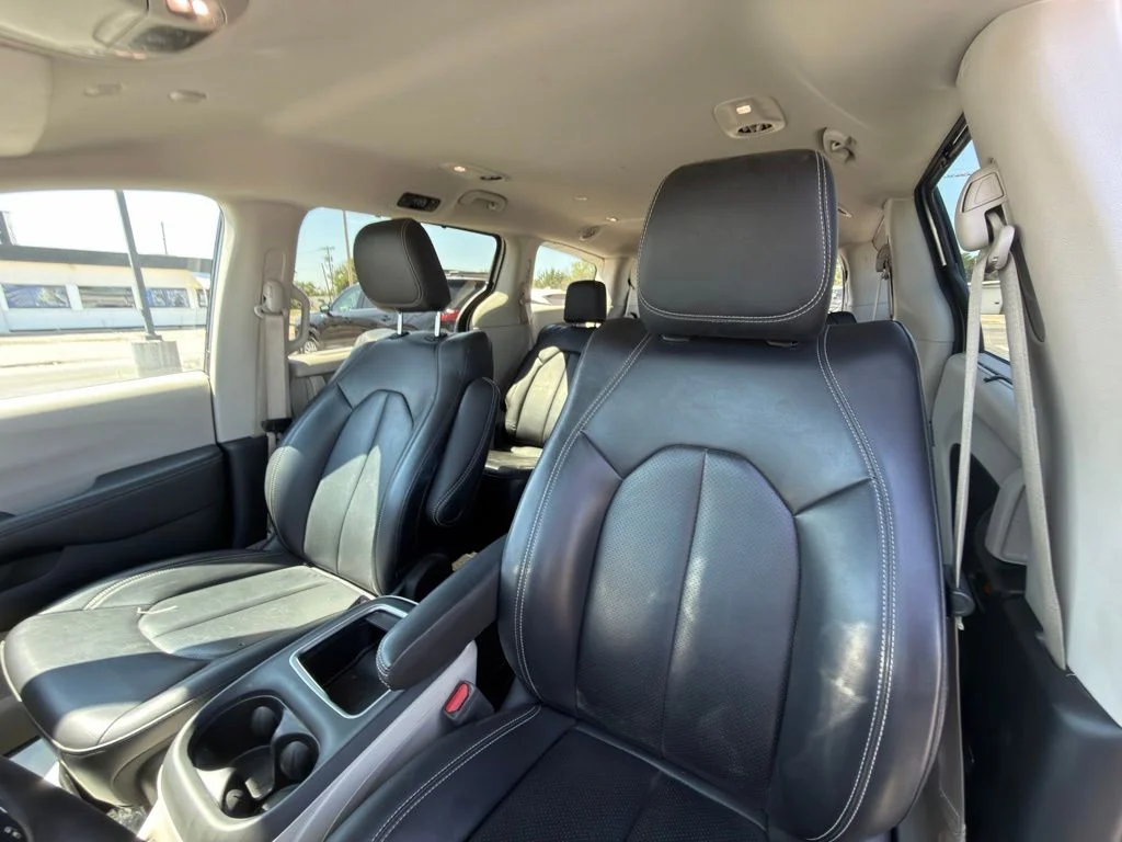 Certified Used 2023 Silver Chrysler Touring L image 11
