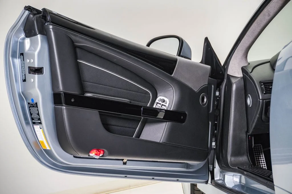 Used 2016 Skyfall Silver Aston Martin GT image 33