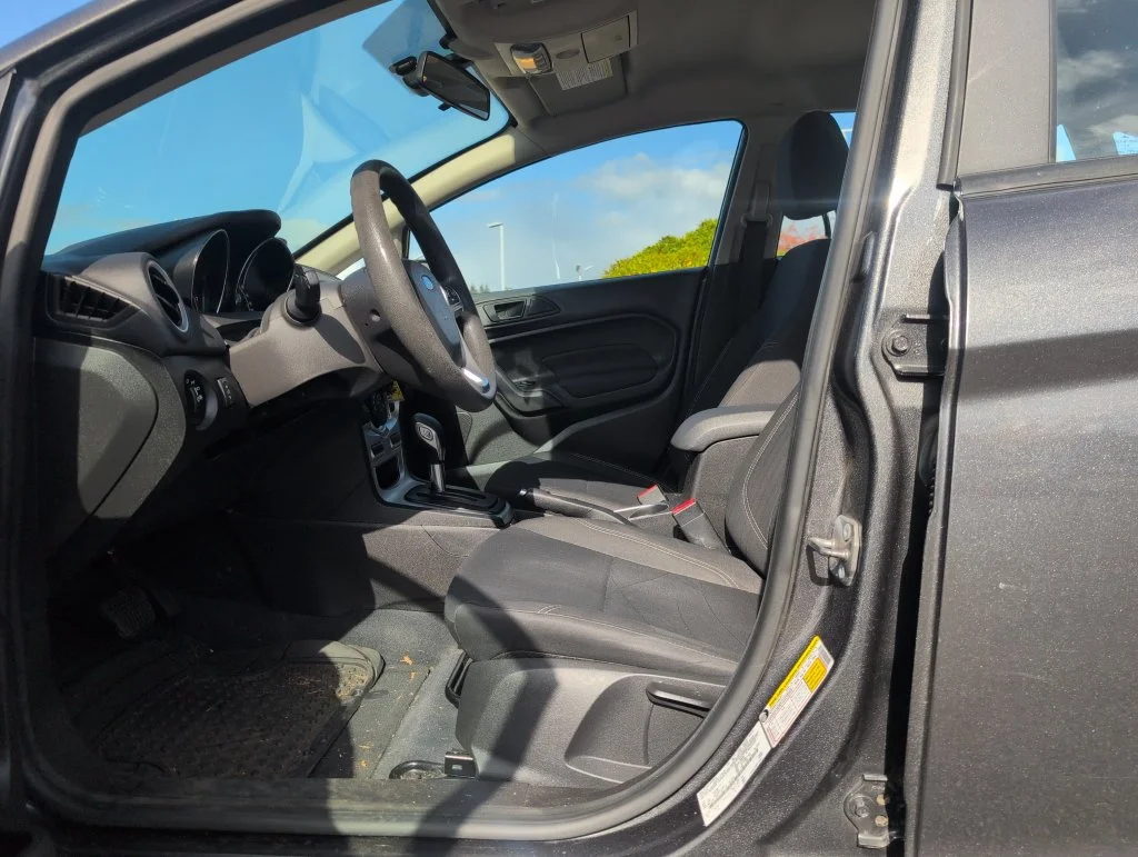 Certified Used 2019 Gray Ford SE image 5