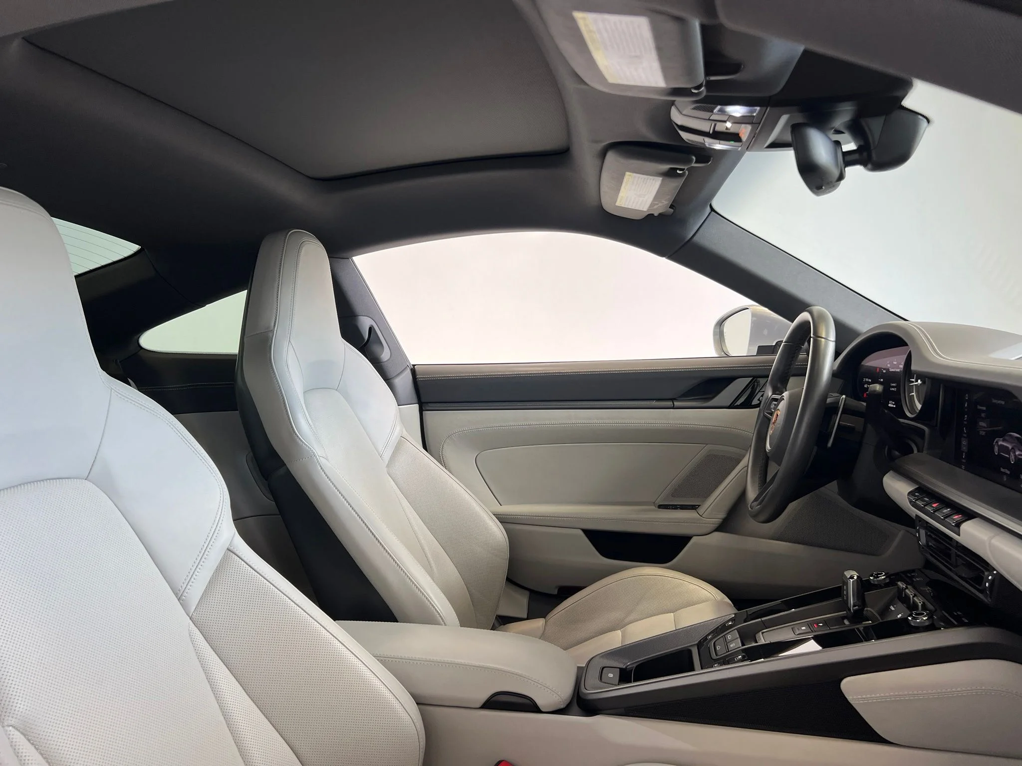 Used 2020 Silver Porsche Carrera 4S image 19