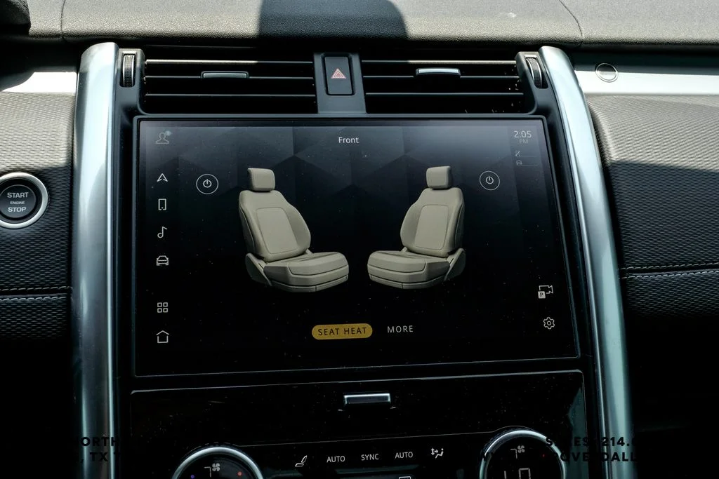 New 2026 Santorini Black Metallic Land Rover Dynamic SE image 22