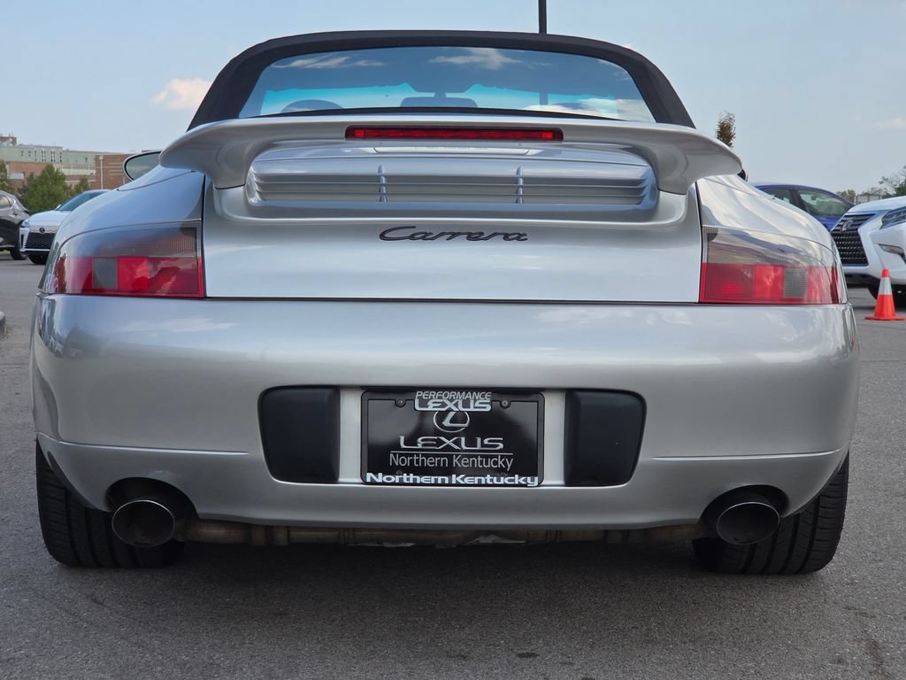 Used 2001 Arctic Silver Metallic Porsche Carrera image 19
