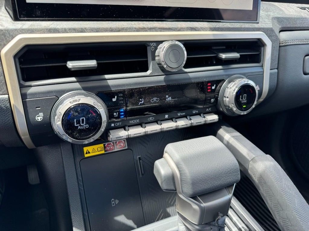 2026 Toyota Tacoma Limited - Photo 19