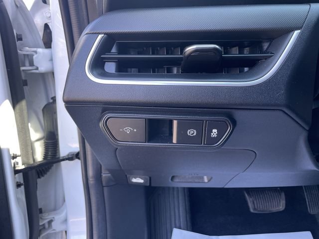 2025 Kia K4 LXS - Photo 21