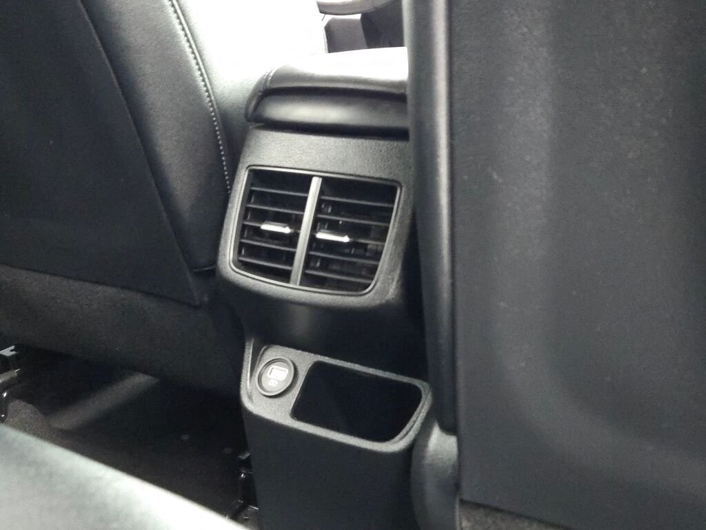Used 2023 Black Kia S image 9