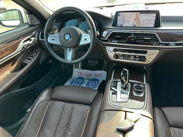2022 BMW 7 Series 740i - Photo 21