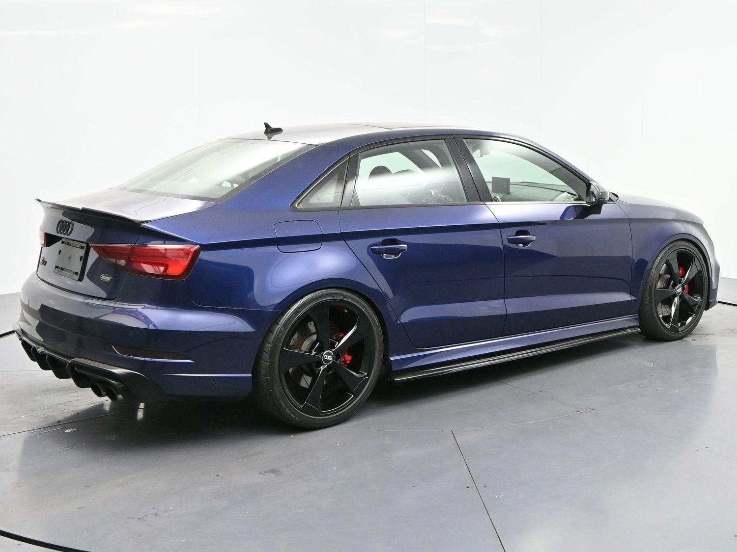 Used 2019 Navarra Blue Metallic Audi Premium Plus image 7