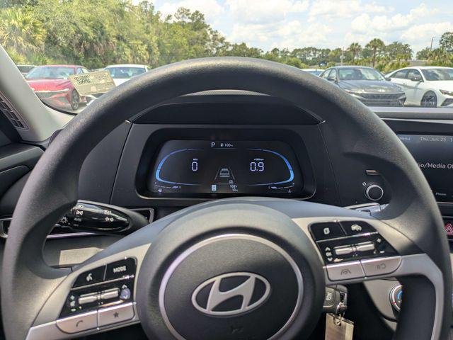 New 2026 White Hyundai SE image 27
