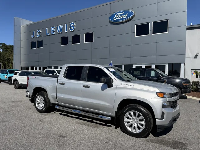 2022 Chevrolet Silverado 1500 LTD Custom