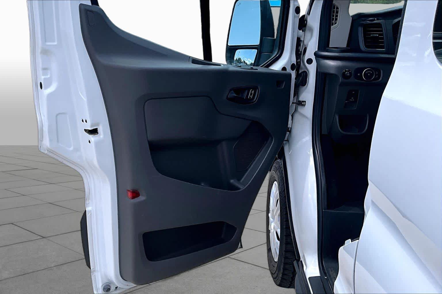 Used 2023 Oxford White Ford XLT image 20