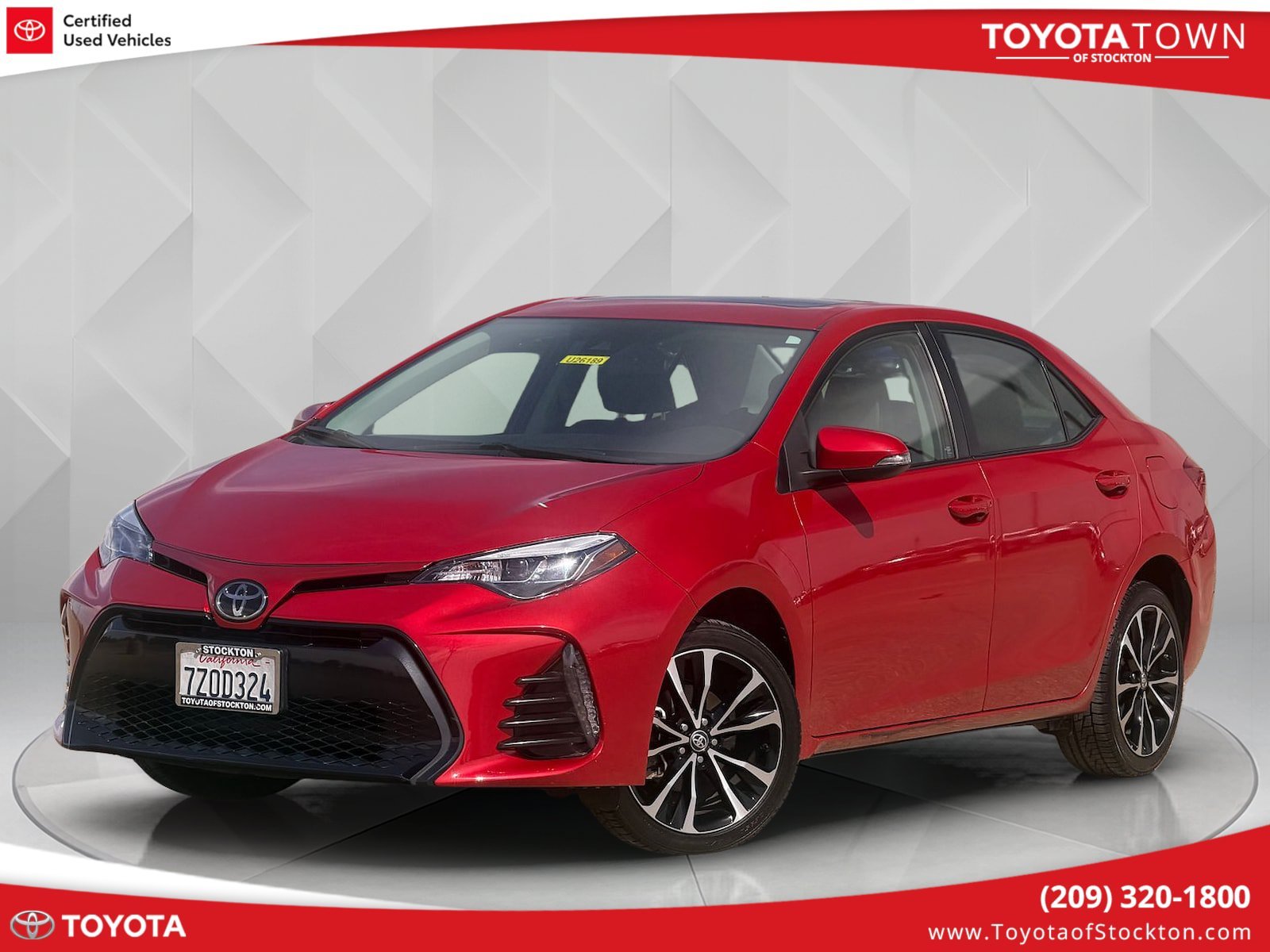 Certified Used 2017 Barcelona Red Metallic Toyota XSE image 1