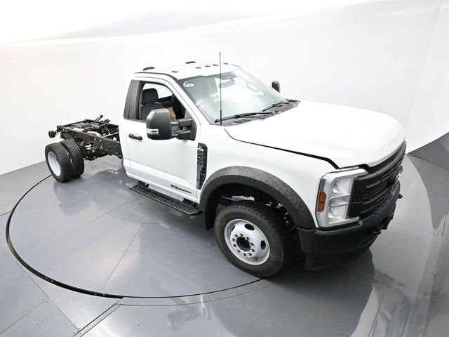2024 Ford F-450 Super Duty Chassis Cab XL - Photo 19