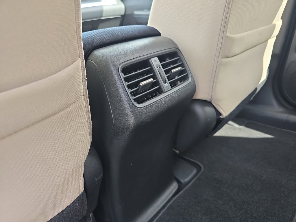 Used 2015  Honda EX image 23