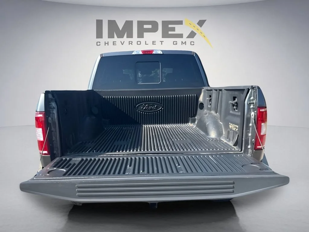 Used 2018 Gray Ford XL image 32