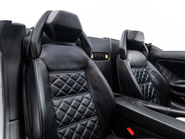 Used 2011 Silver Lamborghini LP560-4 image 31