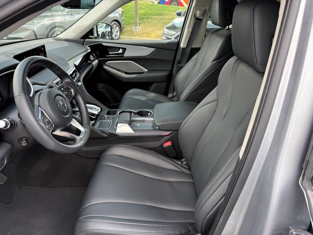 Used 2024 Lunar Silver Metallic Acura 3.5L image 11