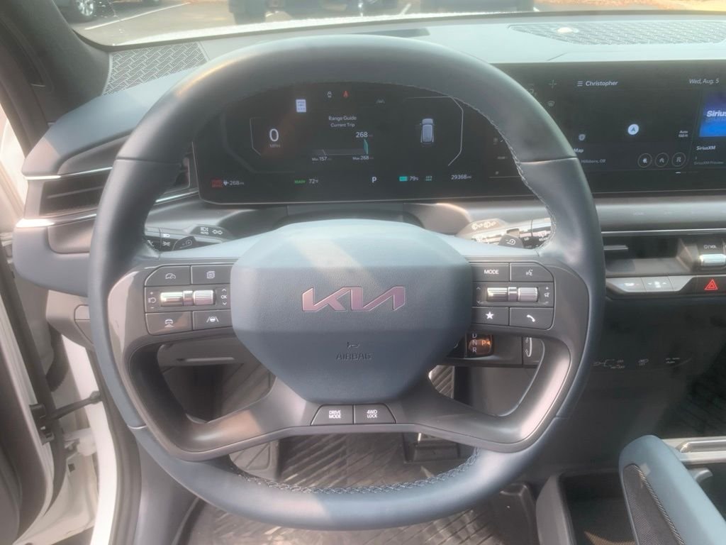 Used 2024 White Kia GT-Line image 14