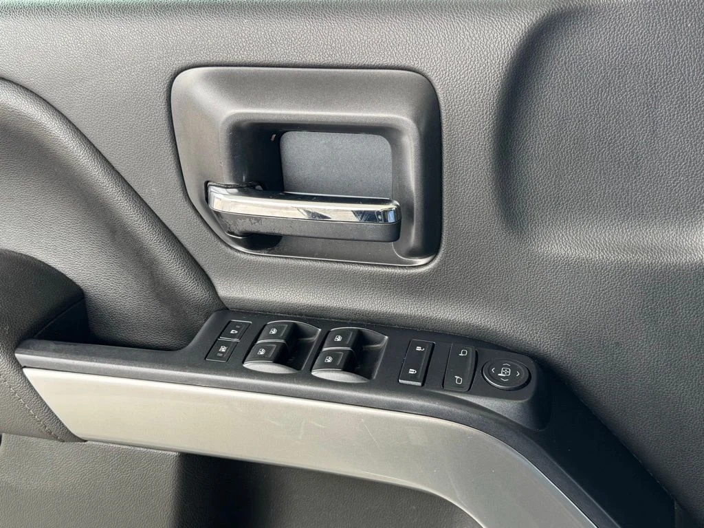 Used 2017 Gray Chevrolet LT image 35