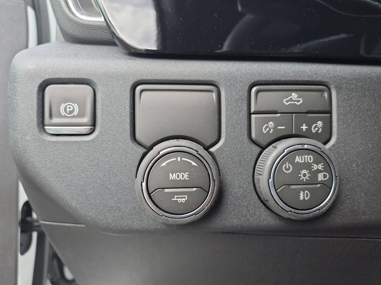 2026 Chevrolet Silverado 1500 RST - Photo 18