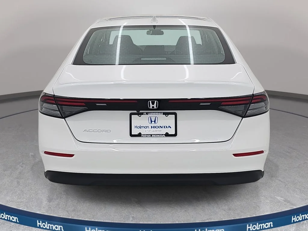 New 2026 Platinum White Pearl Honda LX image 7
