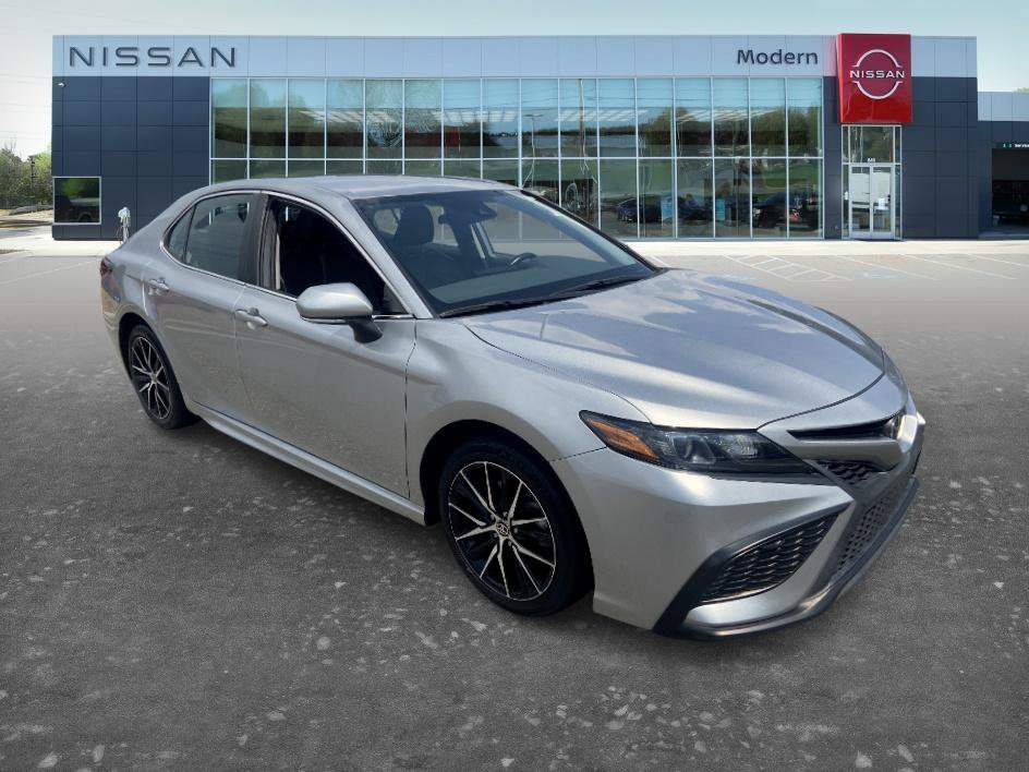 Used 2023 Celestial Silver Metallic Toyota SE image 3