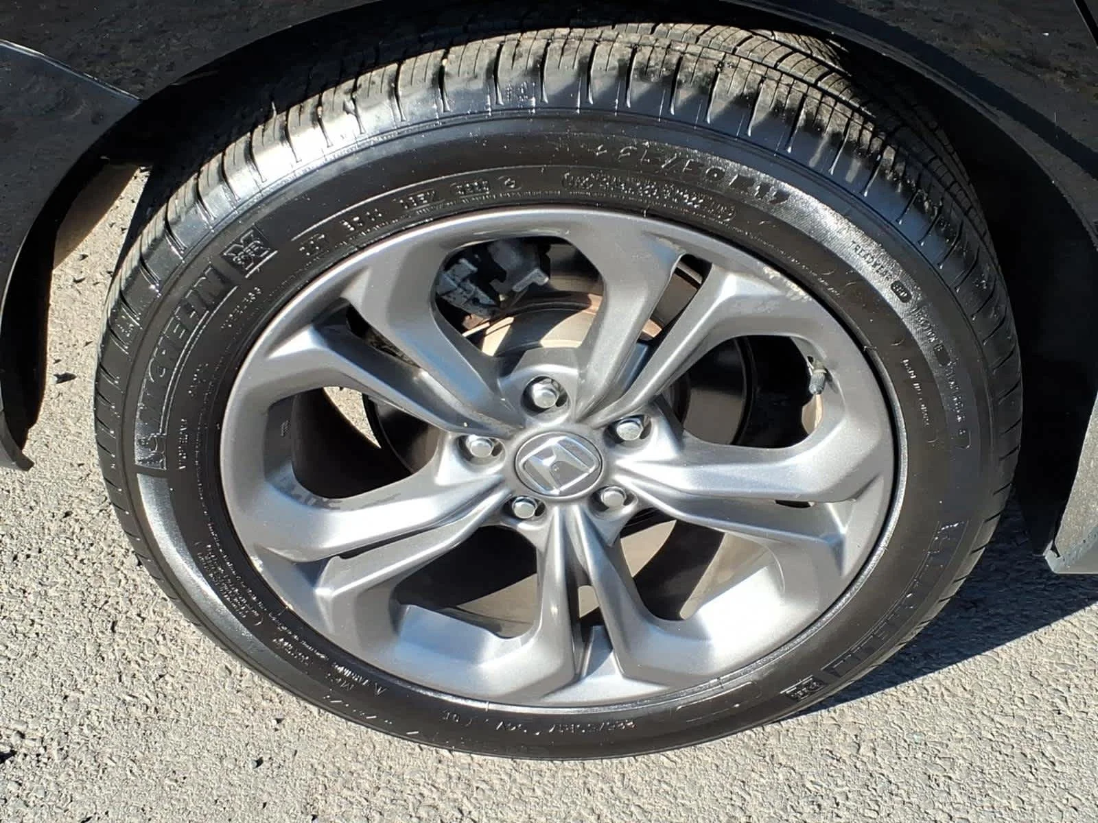 2023 Honda Accord EX - Photo 9