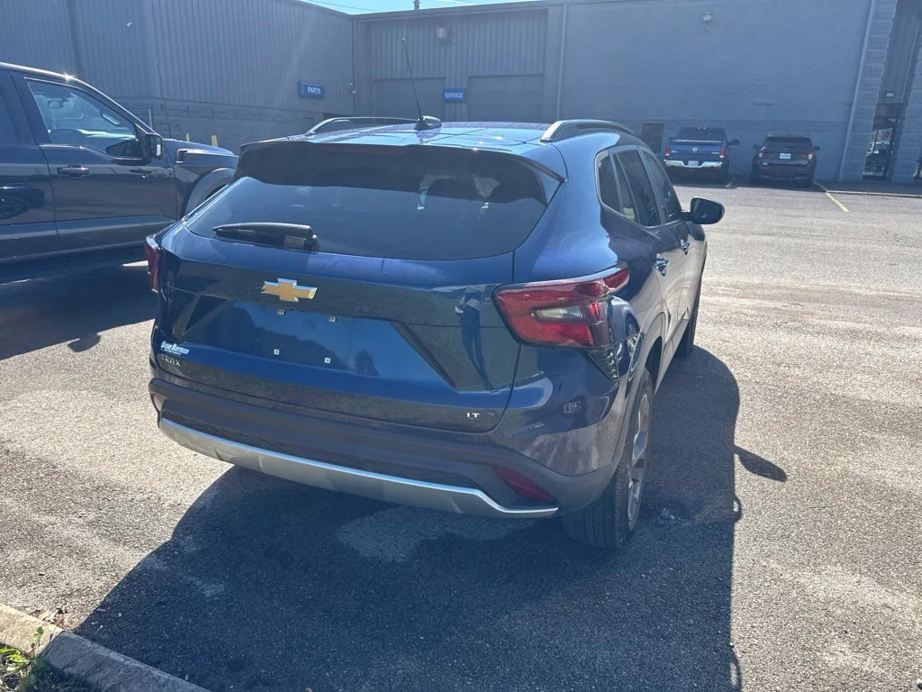 Used 2024 Blue Chevrolet LT image 14