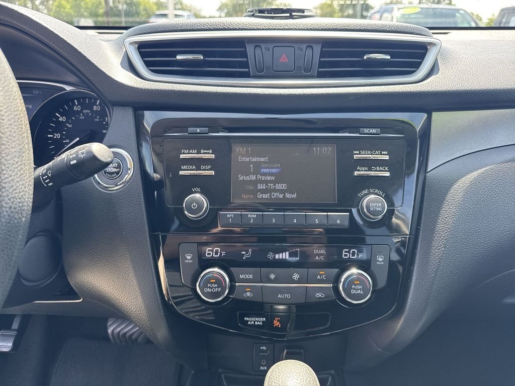 Used 2015 Gray Nissan SV image 12