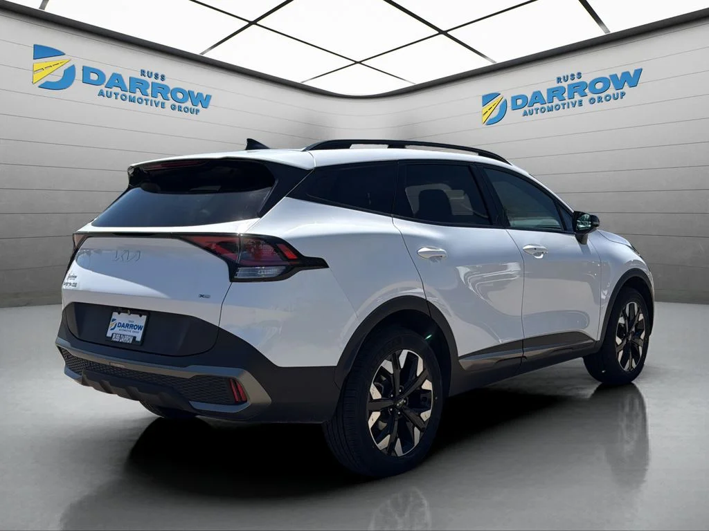Used 2023 White Kia X-Line image 5