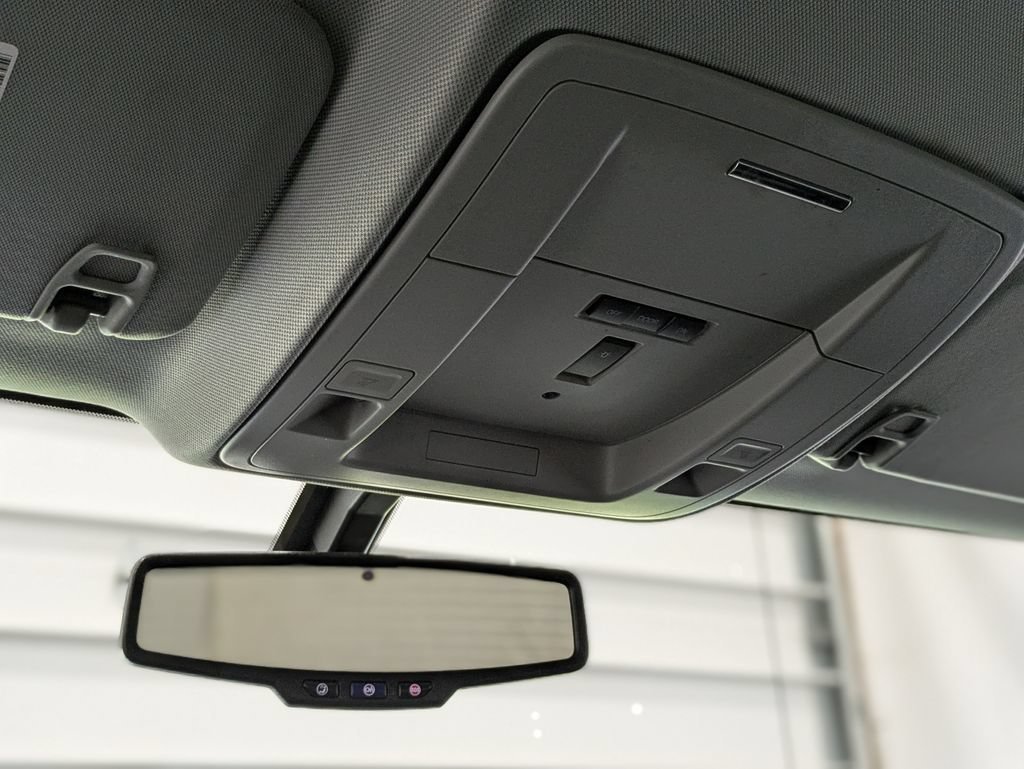 Used 2019 BLACK Chevrolet LTZ image 34