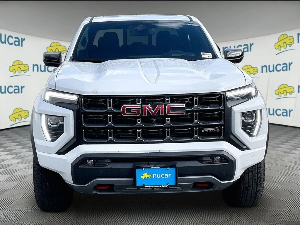 Used 2025 White GMC AT4 image 2