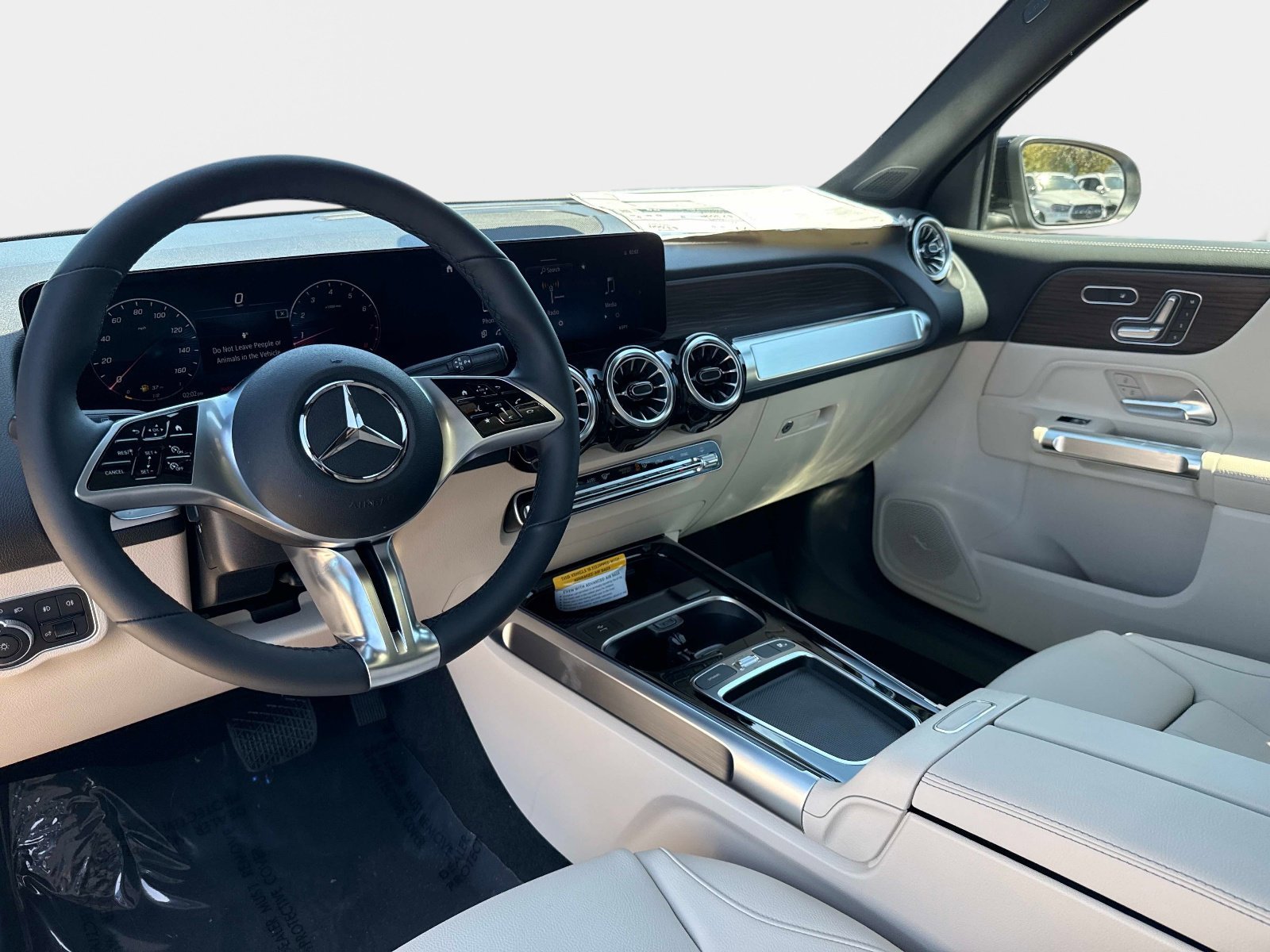 New 2026 Black Mercedes-Benz 250 4MATIC® SUV image 15