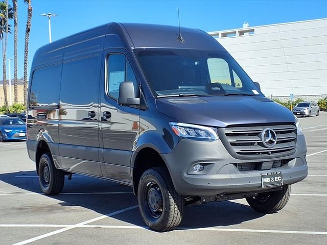 New 2026 Gray Mercedes-Benz Cargo 144 WB image 18