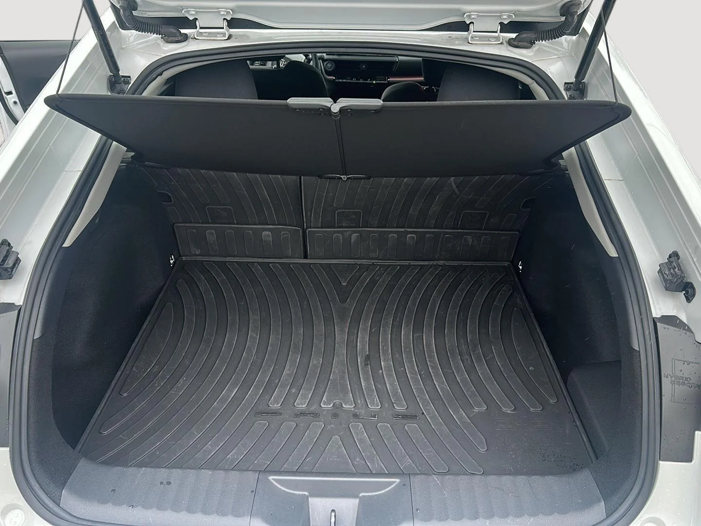 Used 2024 Wind Chill Pearl Toyota SE image 12