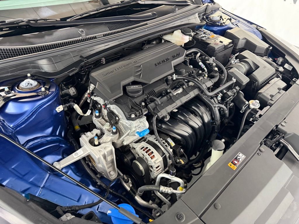 Used 2025 Blue Kia LXS image 8