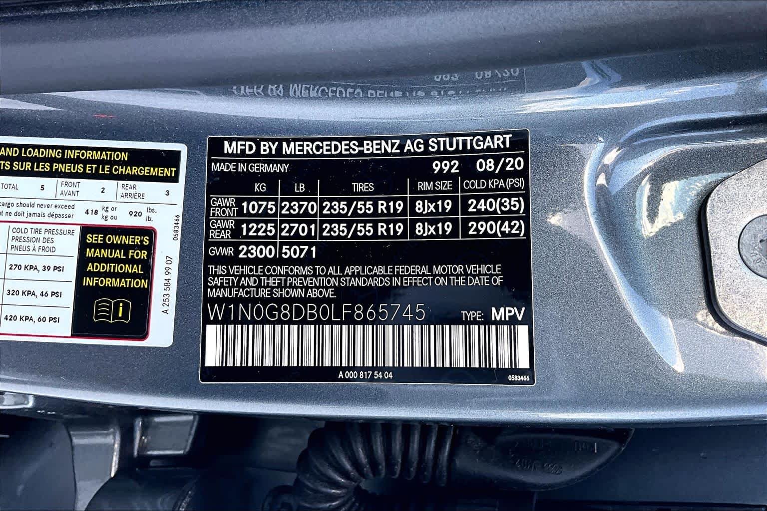 Used 2020 Selenite Grey Metallic Mercedes-Benz GLC 300 image 31