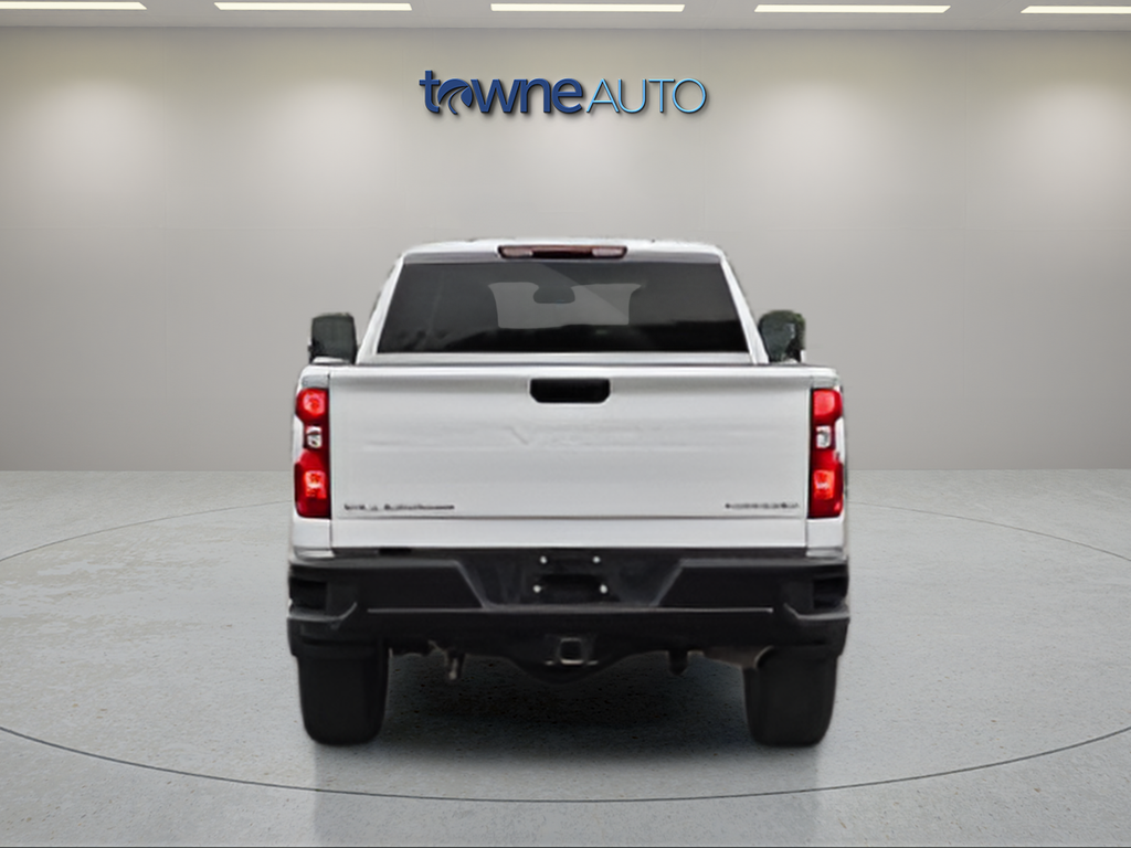 Used 2025 White Chevrolet Custom image 6