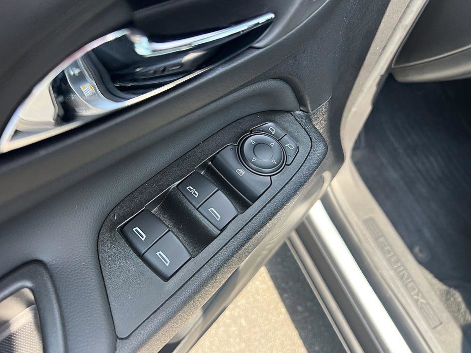 Used 2023 Sterling Gray Metallic Chevrolet LT image 21